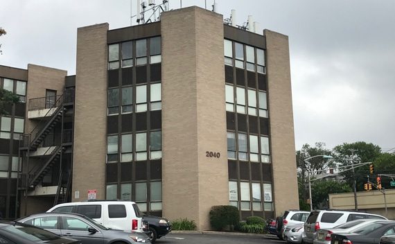 The building at 2040 Millburn Ave, Ste 104, Maplewood, NJ 07040